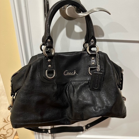Black Coach Handbag - Picture 1 of 8